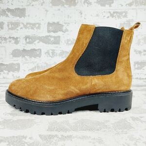New Caslon Miller Water Resistant Lug Chelsea Boot H106